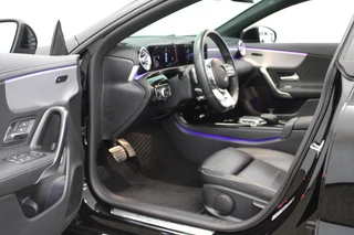 Mercedes-Benz CLA Pano|Sfeer|Augmented|Dodehoek|Night. - afbeelding nr 10