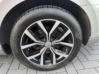 Volkswagen Passat Volkswagen Passat Variant 1.6 TDI Highline PANO DSG trekhaak - afbeelding nr 41