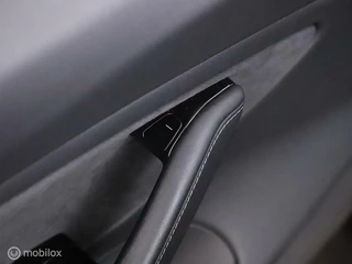 Tesla Model 3 Tesla Model 3 Long Range AWD 75 kWh - afbeelding nr 6