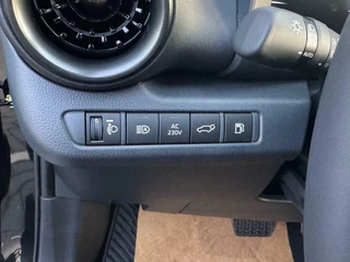 Toyota C-HR Toyota C-HR 2.0 Plug-In Hybrid 220 First Edition / nieuw! - afbeelding nr 14