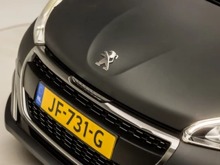 Peugeot 208 Peugeot 208 1.2 PureTech Sport (PANORAMADAK, APPLE CARPLAY, GROOT NAVI, CAMERA, CLIMATE, SPORTSTOELEN, GETINT GLAS, CRUISE, NIEUWSTAAT) - afbeelding nr 33