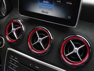 Mercedes-Benz CLA Mercedes-Benz CLA Shooting Brake 180 automaat / 45 AMG Ed. 1 / OrangeArt / LED - afbeelding nr 24