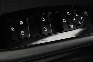 Mazda 3 Mazda 3 2.0 SkyActiv-X Comfort | Stoel & stuurverwarming | Head-Up | Adaptive cruise | Camera | Carplay | BOSE Sound | Full LED | Navigatie - afbeelding nr 30