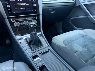Volkswagen Golf Volkswagen Golf 1.5 TSI 180PK Highline Viritual/Carplay/18