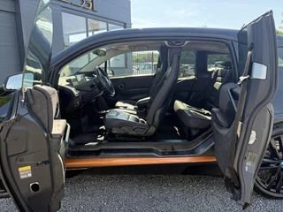 BMW i3 BMW i3 S 120Ah 42 kWh RoadStyle Edition 2e Eigenaar,Navi,Leder,184pk,Stoelverwarming,Dealer Onderhouden,Pdc V+A,Apk tot 01-2026 - afbeelding nr 16