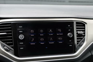 Volkswagen T-Roc Volkswagen T-Roc 1.0 TSI Style Business Navi Clima CarPlay  ACC Getint glas 17-Inch Nl-Auto NAP! - afbeelding nr 27