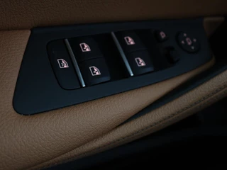 BMW 5 Serie BMW 5-serie 530e Business Edition Plus | LaserLight | Leder |  Stoelverwarming | Carplay | Live Cockpit | Navigatie | Memory | Parkeerhulp | Climate control - afbeelding nr 39
