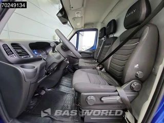 Iveco Daily Iveco Daily 35C21 3.0L Automaat Laag dak L2H1 Uniek! LED Trekhaak Navi ACC 8m3 Airco Trekhaak - afbeelding nr 15