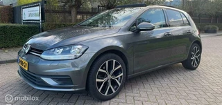 Volkswagen Golf Volkswagen Golf 7.5 1.6 TDI Highline Pano Carplay Leer - afbeelding nr 1