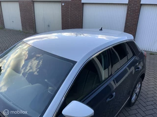 Volkswagen T-Roc Volkswagen T-Roc 1.5 TSI,LED,VIRTUEEL,ELEKTR,ACHTERKLEP,STOELVERW,CARPLAY,NAV,150pk. - afbeelding nr 4