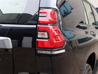Toyota Land Cruiser Toyota Land Cruiser 2.8 D-4D Blind Van | Leder | 3500 kg Trekgewicht | Schuifdak - afbeelding nr 27