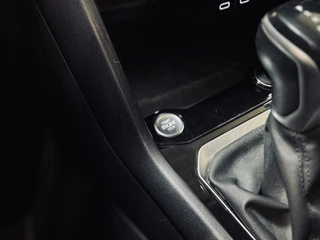 Volkswagen T-Roc | Massage | IQ | Beats | Trekhaak - afbeelding nr 22
