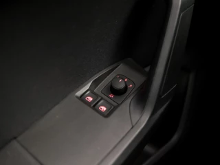 SEAT Ibiza (SCHUIFDAK, APPLE CARPLAY, GROOT NAVI, CLIMATE, CAMERA, SPORTSTOELEN, LM VELGEN, CRUISE, NIEUWE APK, NIEUWSTAAT) - afbeelding nr 23