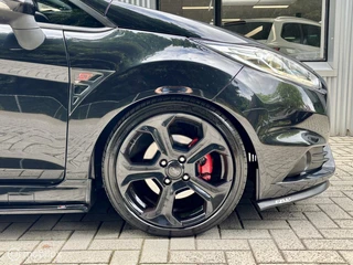 Ford Fiesta Ford Fiesta 1.6 ST. HALF LEDER, CLIMA, STOELVERWARMING. - afbeelding nr 19