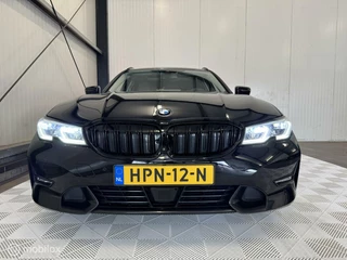BMW 3 Serie BMW 330e Touring Sport Line |  360 cam | Pano | HUD | Adapt - afbeelding nr 2