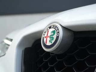 Alfa Romeo Stelvio - afbeelding nr 4