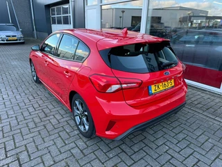 Ford Focus Ford Focus 1.0 EcoBoost ST Line Business - afbeelding nr 11