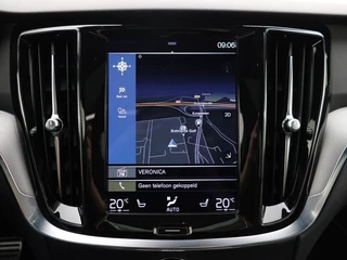 Volvo V60 Volvo V60 T8 PLUG-IN HYBRID AWD R-DESIGN SCHUIFDAK HEAD-UP DISPLAY HARMAN - afbeelding nr 28