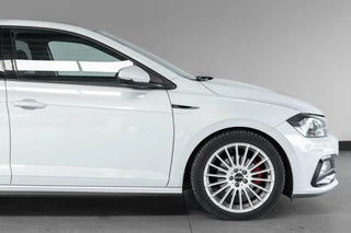 Volkswagen Polo Volkswagen Polo 1.0 TSI Highline 2x R-line - afbeelding nr 33