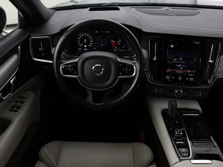 Volvo V90 Volvo V90 2.0 T8 AWD R-Design | Panoramadak | Head-Up | Trekhaak | Stoel & stuurverwarming | Leder | 360 camera | Luchtvering | Harman/Kardon | Adaptive cruise | Achterbankverwarming - afbeelding nr 3