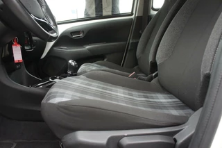 Peugeot 108 Peugeot 108 1.0 e-VTi 72pk Automaat Clima|Camera|CarPlay|Velgen - afbeelding nr 10