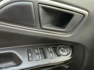 Ford B-MAX Ford B-Max 1.0 EcoBoost Titanium Navi, Verwarmde voorstoelen, Dealer onderhouden Nieuwe APK - afbeelding nr 23