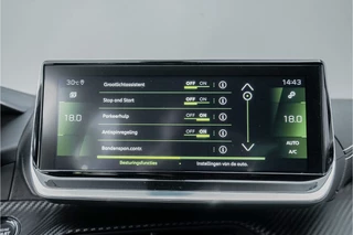 Peugeot 208 Peugeot 208 1.2 PureTech GT-Line 130PK Automaat CarPlay Camera 17