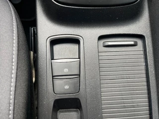 Ford Focus Ford Focus 1.0 EcoBoost Hybrid Trend Edition NAVI CARPLAY/CAMERA - afbeelding nr 18