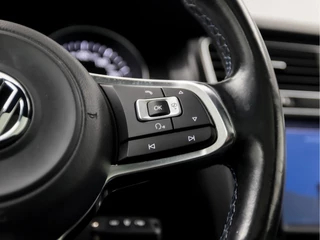 Volkswagen Golf 204Pk Automaat (SCHUIFDAK, APPLE CARPLAY, NAVIGATIE, CLIMATE, STOELVERWARMING, CAMERA, SPORTSTOELEN, GETINT GLAS, CRUISE, NIEUWE APK, NIEUWSTAAT) - afbeelding nr 22