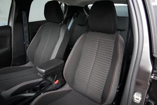 Peugeot 208 Peugeot 208 1.2 PureTech Active Pack, PDC, CarPlay, nw dis. - afbeelding nr 5