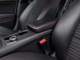 Mercedes-Benz GLA Mercedes-Benz GLA 180 122pk Automaat Business Solution AMG | Origineel NL | Navi | Clima | Cruise | Keyless Entry | Pdc V+A+Assist+Camera | Licht+Regensensor | Stoelverwarming | 18''lm - afbeelding nr 27