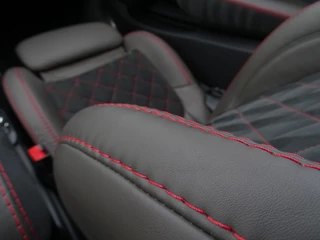 MINI Cooper S MINI Cooper S 2.0 JCW NAP 231PK+ Pano / LED - afbeelding nr 35
