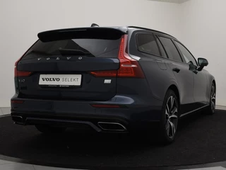 Volvo V60 Volvo V60 T6 PLUG-IN HYBRID R-DESIGN SCHUIFDAK 360GR CAM HARMAN KARDON ACC - afbeelding nr 4