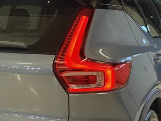 Volvo XC40 Volvo XC40 Recharge P8 AWD R-Design | Panoramadak | Trekhaak | Stoel/stuurverwarming - afbeelding nr 33