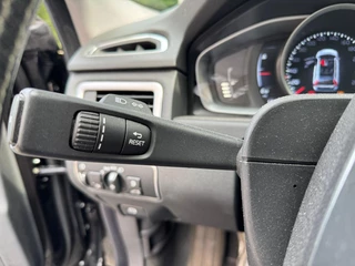Volvo V70 Volvo V70 2.0 D4 Inscription Edition D4/ Leer/Navigatie/Airco-Ecc/Stoelverw/alu wielen - afbeelding nr 19
