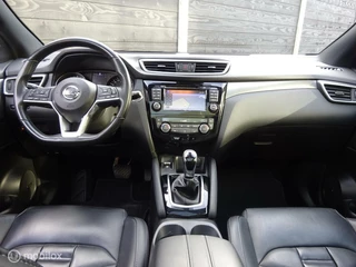 Nissan QASHQAI Nissan Qashqai 1.2 Tekna + Automaat / speciaal leder / 19