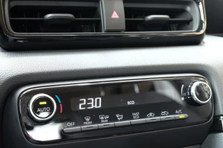 Toyota Yaris Toyota Yaris Hybrid 115 First Edition Automaat | Apple Carplay / Android auto - afbeelding nr 27