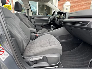 Volkswagen Golf Volkswagen Golf 1.5 TSI 110kW l Panoramadak l Navi l Adap. Cruise l Sportstoelen l Stoelverwarming V&A - afbeelding nr 18