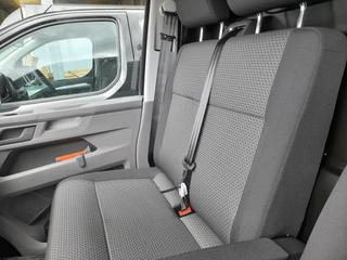 Volkswagen Transporter Volkswagen Transporter 150pk Automaat L2H1 28 Highline Navigatie Apple Carplay Cruise control Airco 3-Zits Euro6 - afbeelding nr 8