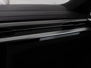 Volkswagen Arteon Volkswagen Arteon Shooting Brake 1.4 TSI eHybrid R-Line | Trekhaak | Stoelverwarming | Carplay | Leder/Alcantara | Adaptive cruise | Achterbankverwarming | Camera | Navigatie | Half leder - afbeelding nr 30