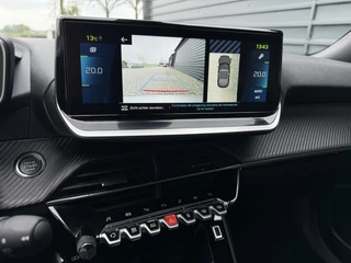 Peugeot e-2008 Peugeot e-2008 EV Allure Pack 50 kWh SOH 97% 360 Camera Navi - afbeelding nr 13