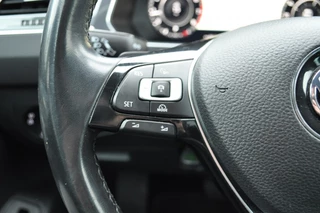 Volkswagen Tiguan Volkswagen Tiguan 1.4 TSI Highl. Bus R-Line | Camera | Trekhaak - afbeelding nr 11