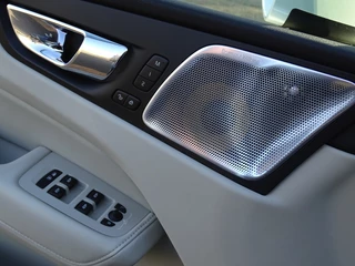 Volvo XC60 Volvo XC60 T8 408PK TE AWD Inscription / R-Design / LED - afbeelding nr 41
