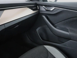 Škoda Kamiq Skoda Kamiq 1.5 TSI Business Edtion | Stoelverwarming |  Camera | Trekhaak | Carplay | Keyless | Full LED | Virtual Cockpit | Navigatie | Climate control | Parkeerhulp | Cruise control - afbeelding nr 23