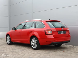 Škoda Octavia Skoda Octavia Combi 1.0 TSI Canton LED Trekhaak PDC 17 inch - afbeelding nr 3