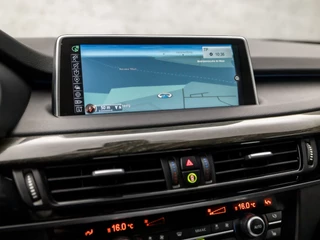 BMW X5 BMW X5 xDrive40e High Executive 313Pk Automaat (GROOT NAVI, HEAD-UP DISPLAY, 360 CAMERA, SFEERVERLICHTING, LEDER, TREKHAAK, SPORTSTOELEN, GETINT GLAS, ELEK ACHTERKLEP, NIEUWE APK, NIEUWSTAAT) - afbeelding nr 8
