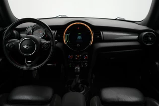MINI Cooper Mini Mini 1.5 Cooper Chili Serious Business | John Cooper Works Chili Pakket | Keyless Entry | lederen bekleding | Navigatie | Parkeersensoren | verwarmde voorstoelen - afbeelding nr 21