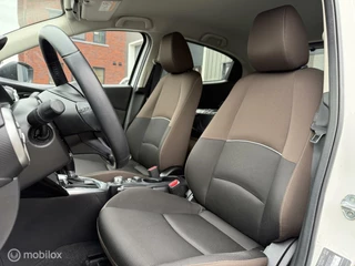 Mazda 2 Mazda 2 1.5 Skyactiv-G Luxury Automaat Navi Carplay PDC Cruise LED Stoelverwarming - afbeelding nr 3
