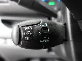 Opel Vivaro-e Opel Vivaro-e L3H1 Edition 75 kWh Automaat Airco Navigatie Cruise Control WLTP 317 km actieradius - afbeelding nr 17