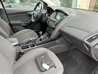 Ford Focus navigatie airco/ecc keurige auto - afbeelding nr 3